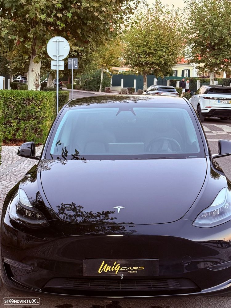Tesla Model Y Long Range Dual Motor AWD - 27