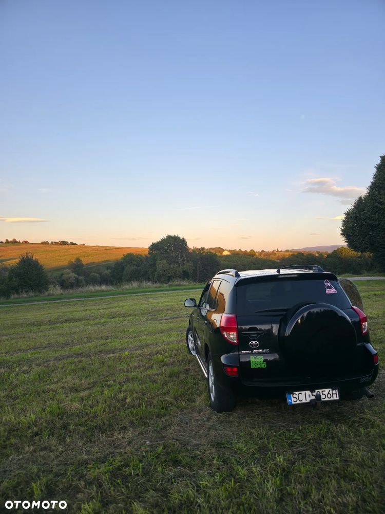 Toyota RAV4 2.2 D-4D Luna - 13