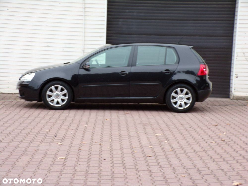 Volkswagen Golf - 9