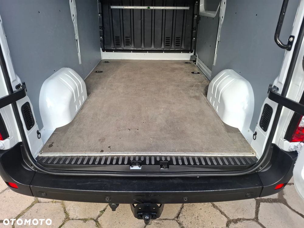 Renault Master 2020 2.3DCI 135KM L2H2 ŚREDNIAK - 37