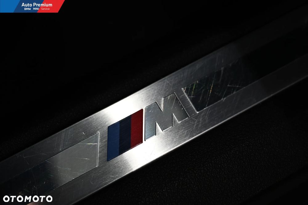 BMW Seria 2 220i xDrive - 23