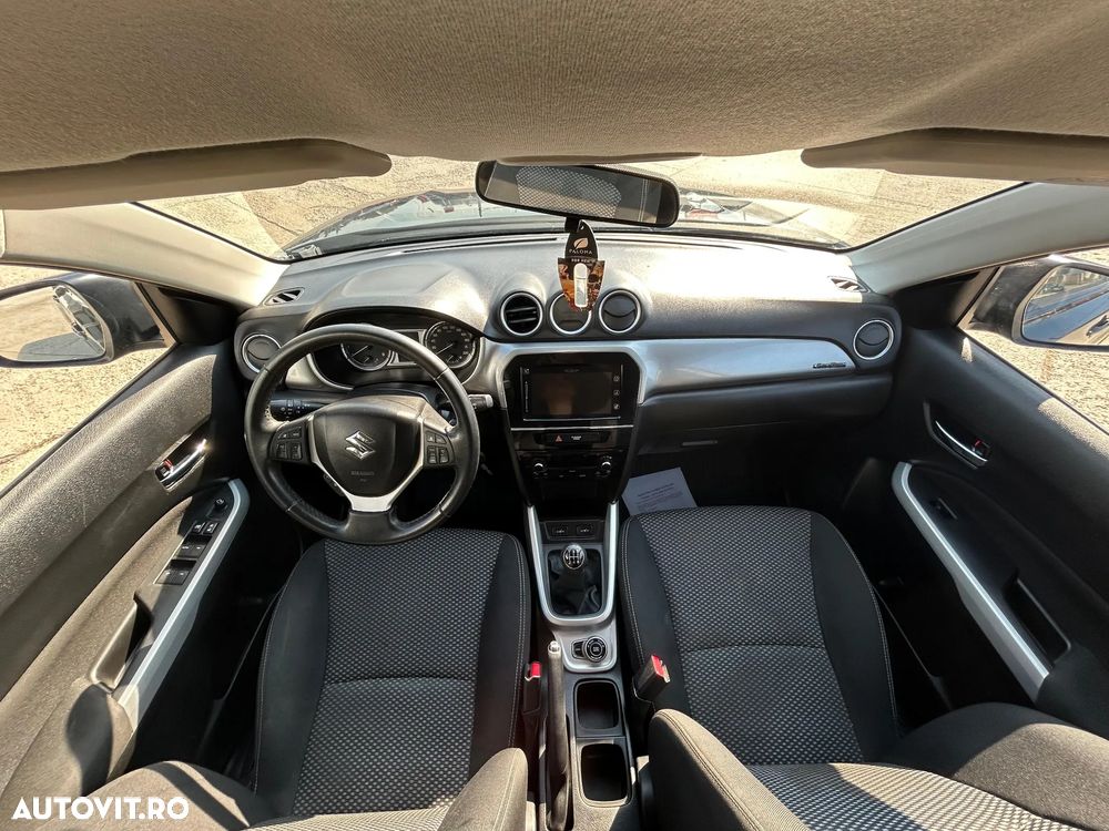 Suzuki Vitara 1.6 4X4 Spirit - 18
