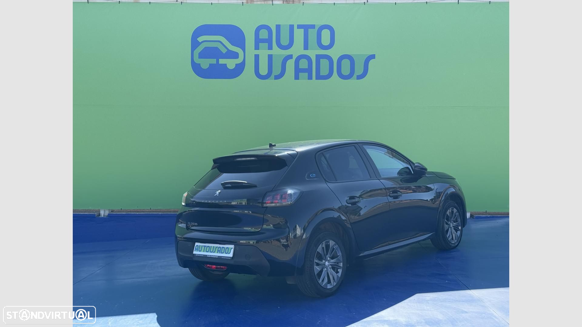 Peugeot e-208 - 4