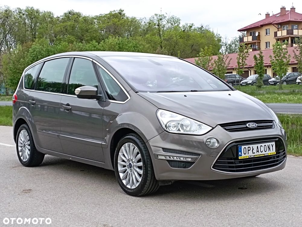 Ford S-Max - 12