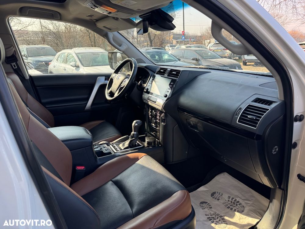 Toyota Land Cruiser 2.8l D-4D 204 CP A/T 7 locuri Luxury AVS Black - 10