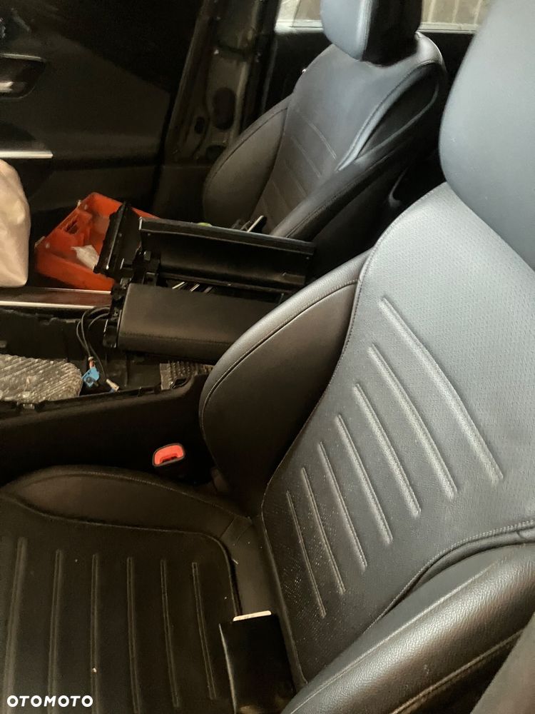 Mercedes-Benz Klasa C 220 d 9G-TRONIC AMG Line - 7