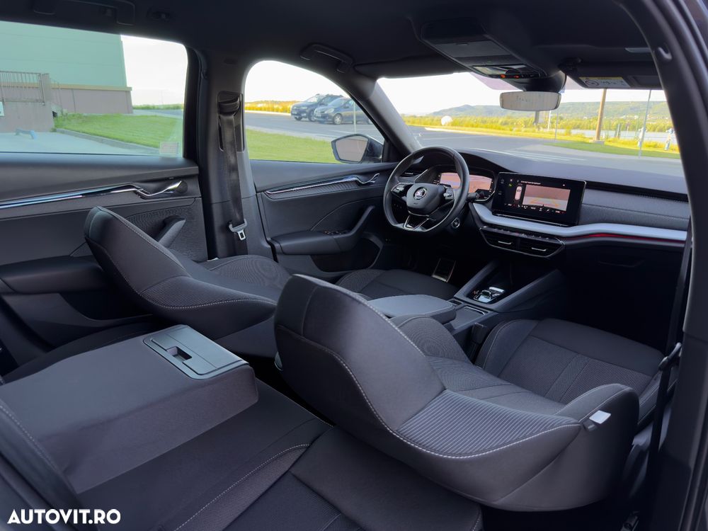 Skoda Octavia 2.0 TDI DSG Sportline - 23