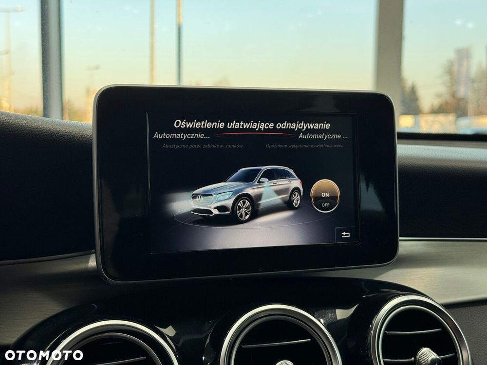 Mercedes-Benz GLC 220 d 4-Matic - 29