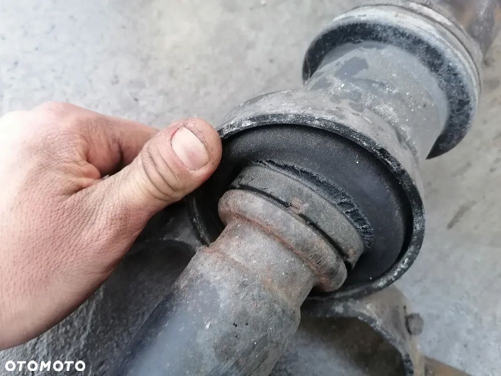Wał Napędowy Audi A4 B7 2.7 3.0 TDI Quattro 8E0521101Q - 4