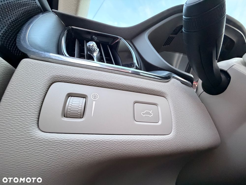 Volvo XC 60 D3 Linje Inscription - 21