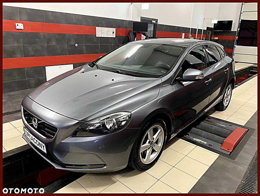Volvo V40 D3 Summum - 1