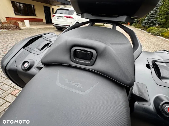 Ducati Multistrada - 11