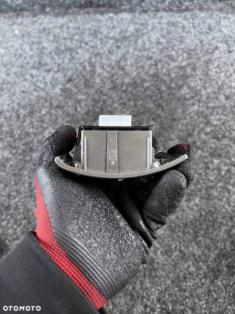 panel przełącznik szyb chrysler pt cruiser 74677922 - 9