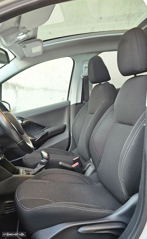 Peugeot 208 PureTech 82 Stop & Start Signature - 7