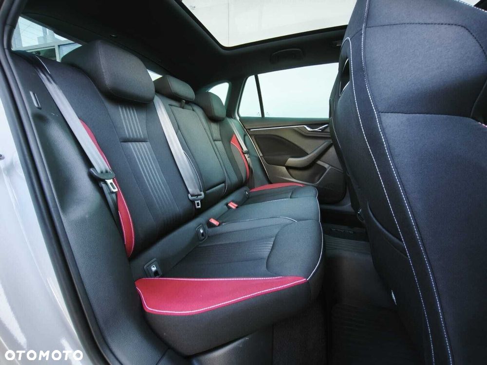 Skoda Scala 1.0 TSI Monte Carlo DSG - 10