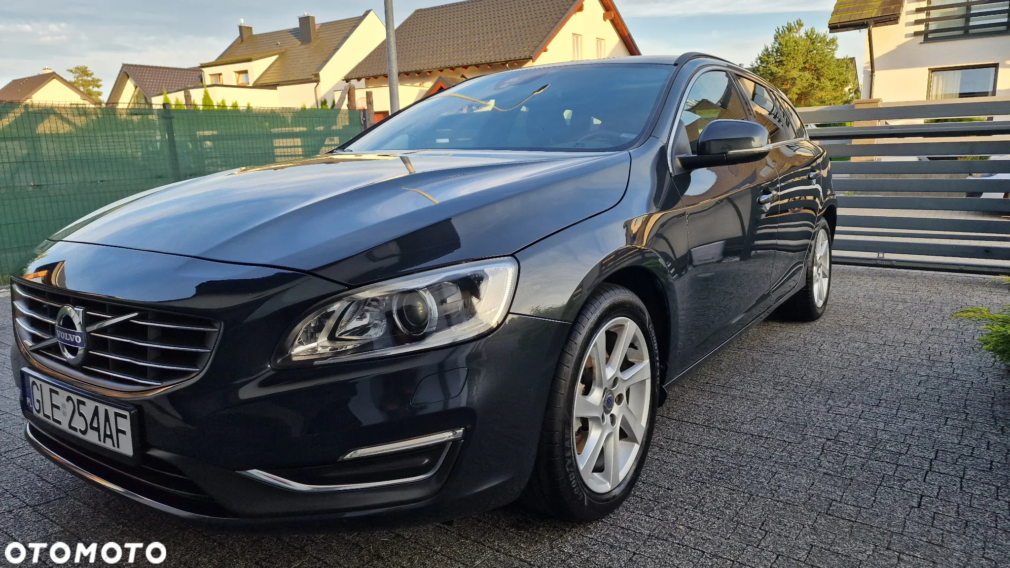 Volvo V60 D4 Drive-E Summum - 2