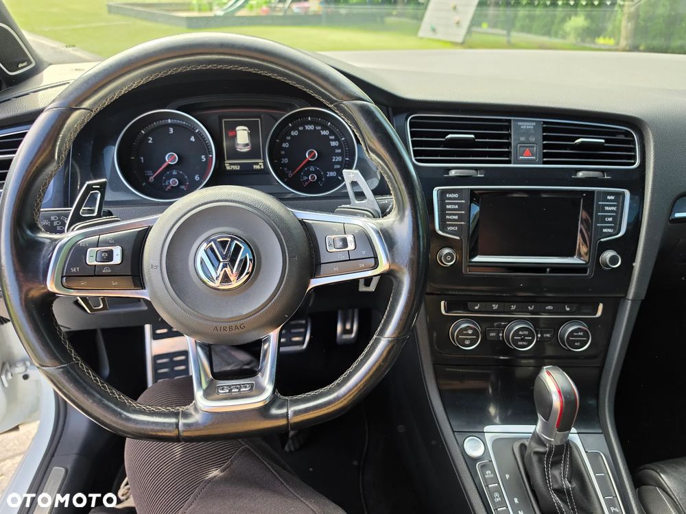 Volkswagen Golf 2.0 TDI BMT GTD DSG - 17