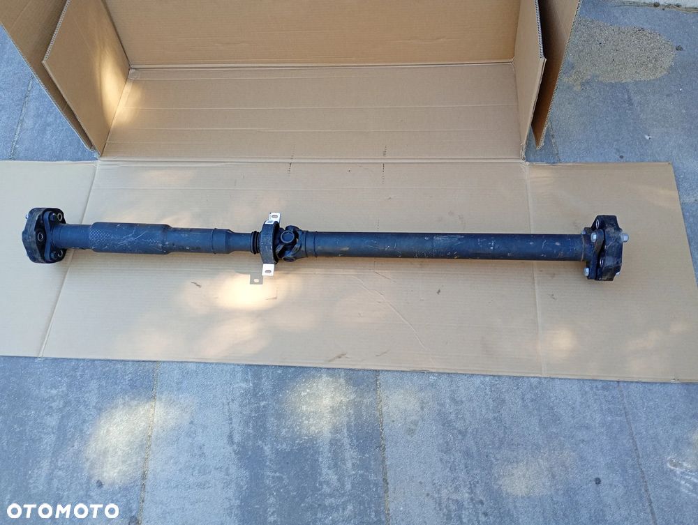 WAŁ NAPĘDOWY BMW  G20 G21 2.0D 72883810 - 1