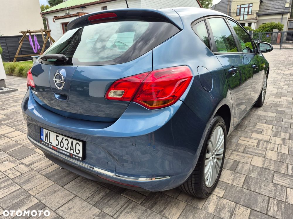 Opel Astra 1.6 Cosmo - 7