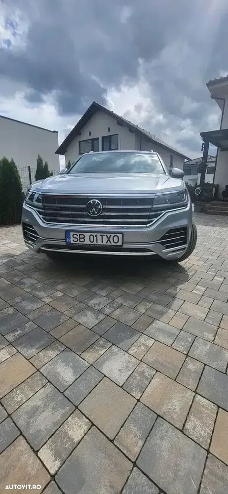 Volkswagen Touareg - 6