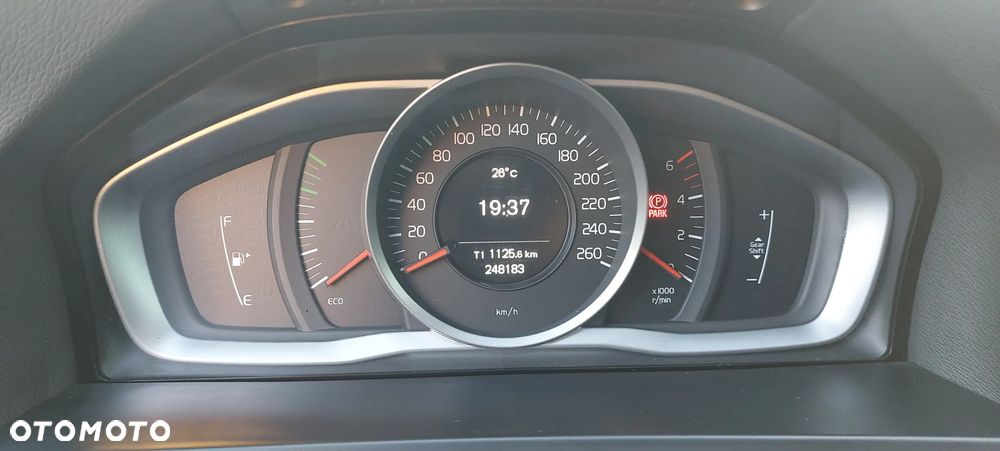 Volvo V60 D2 Drive-E Kinetic - 10