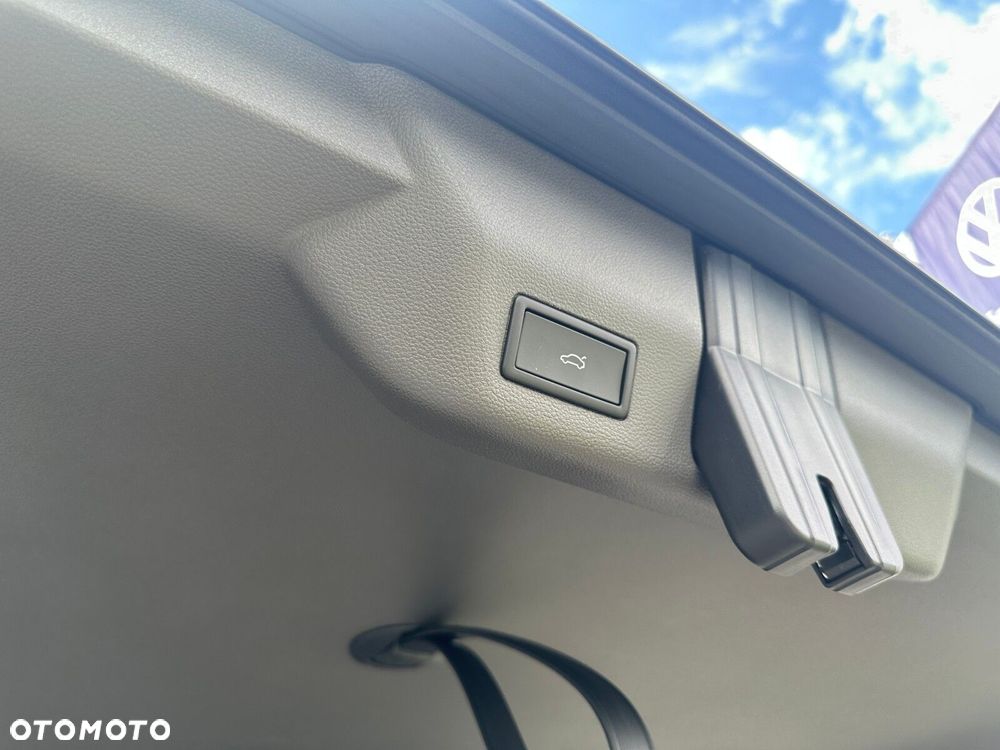Volkswagen multivan Nowy Multivan L2 2.0 TDI 150 KM DSG 7 biegowa FWD - 35