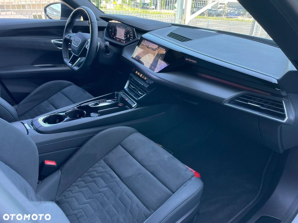 Audi e-tron GT - 23