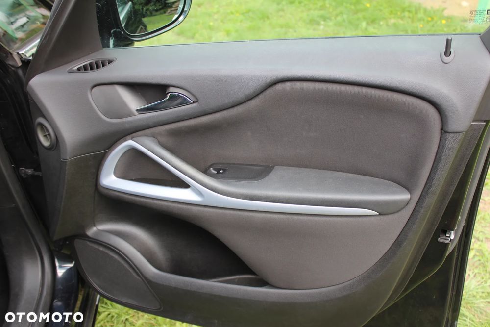 Opel Zafira 1.4 Turbo Edition - 19