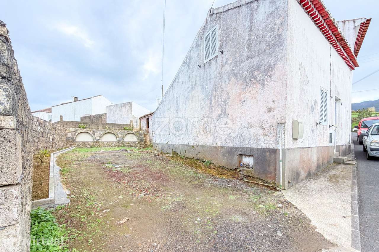 Moradia com Projeto Aprovado para 2 Apartamentos na Algarvia - Grande imagem: 3/19
