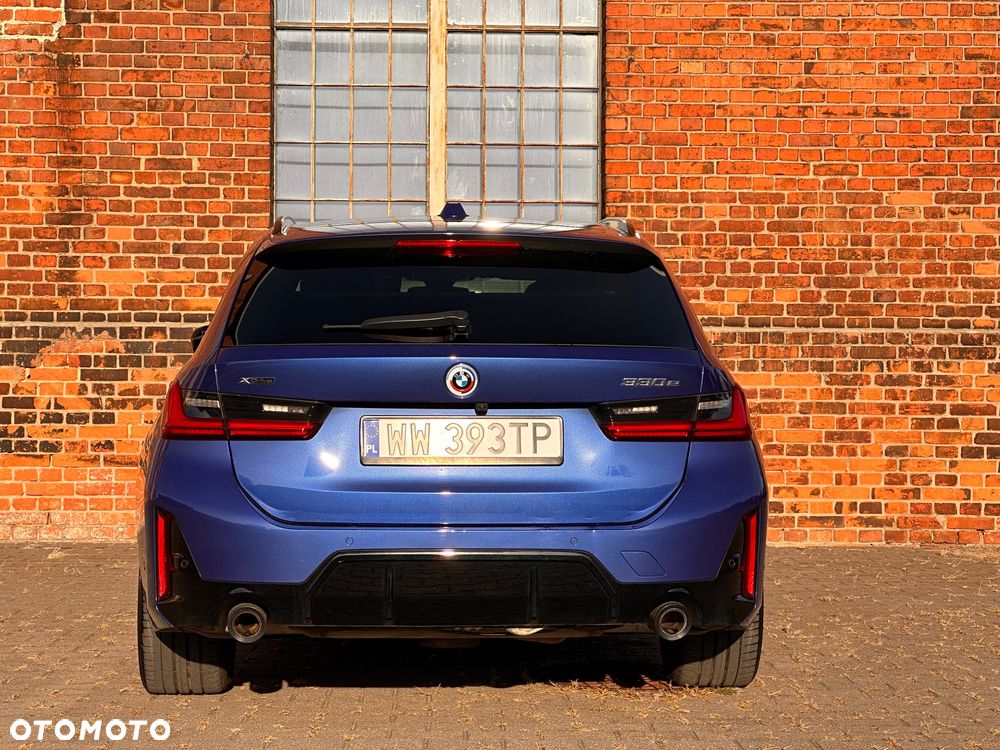 BMW Seria 3 330e Touring xDrive M Sport - 9