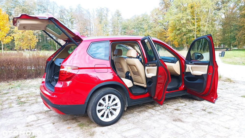 BMW X3 xDrive28i Sport - 4