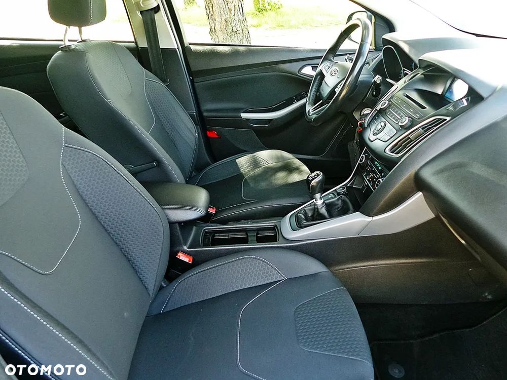 Ford Focus 1.0 EcoBoost Edition - 26