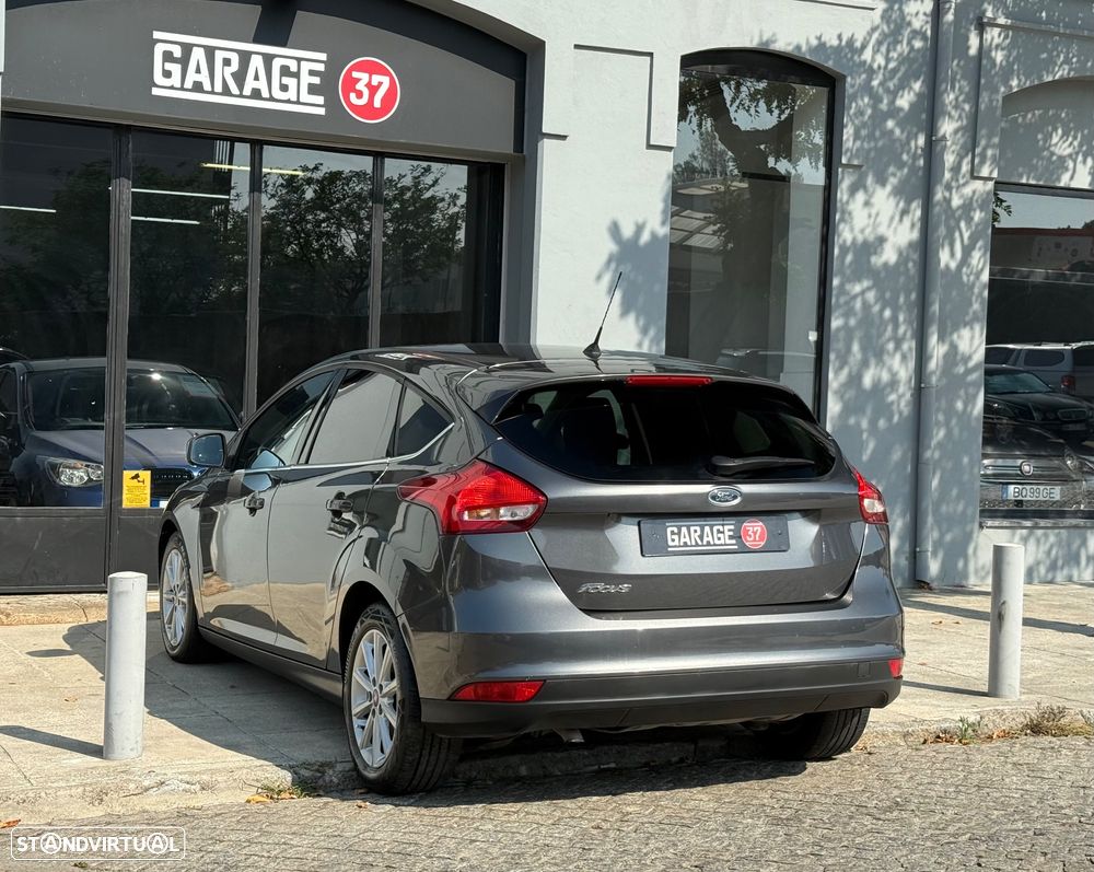 Ford Focus 1.5 TDCi Titanium - 6