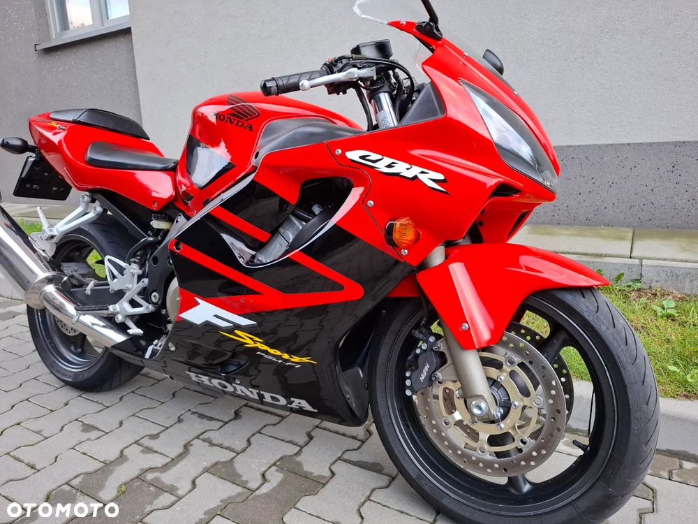 Honda CBR - 2