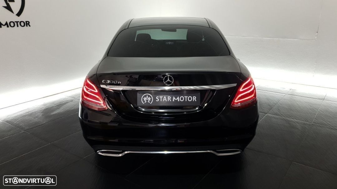 Mercedes-Benz C 300 h Exclusive - 50
