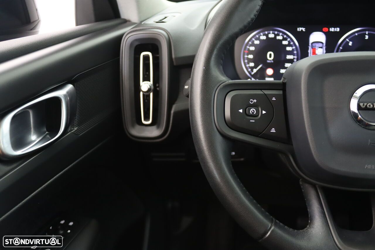 Volvo XC 40 2.0 D3 Momentum - 11