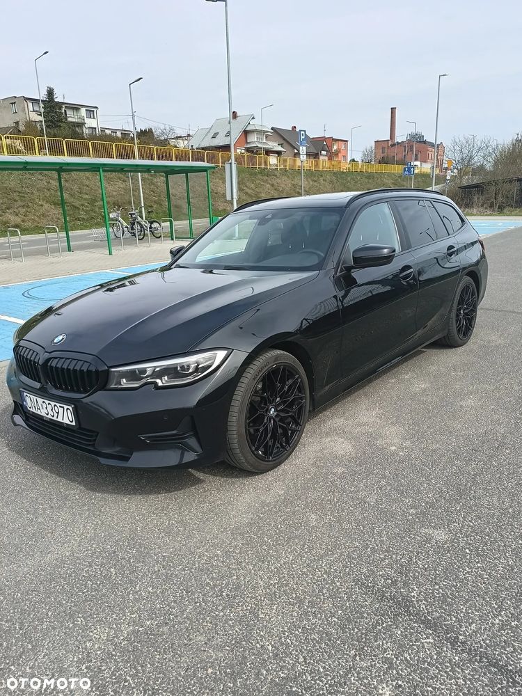 BMW Seria 3 318d mHEV - 3
