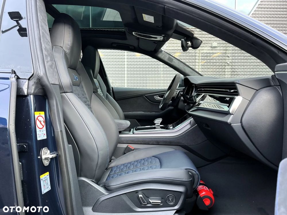 Audi RS Q8 - 22