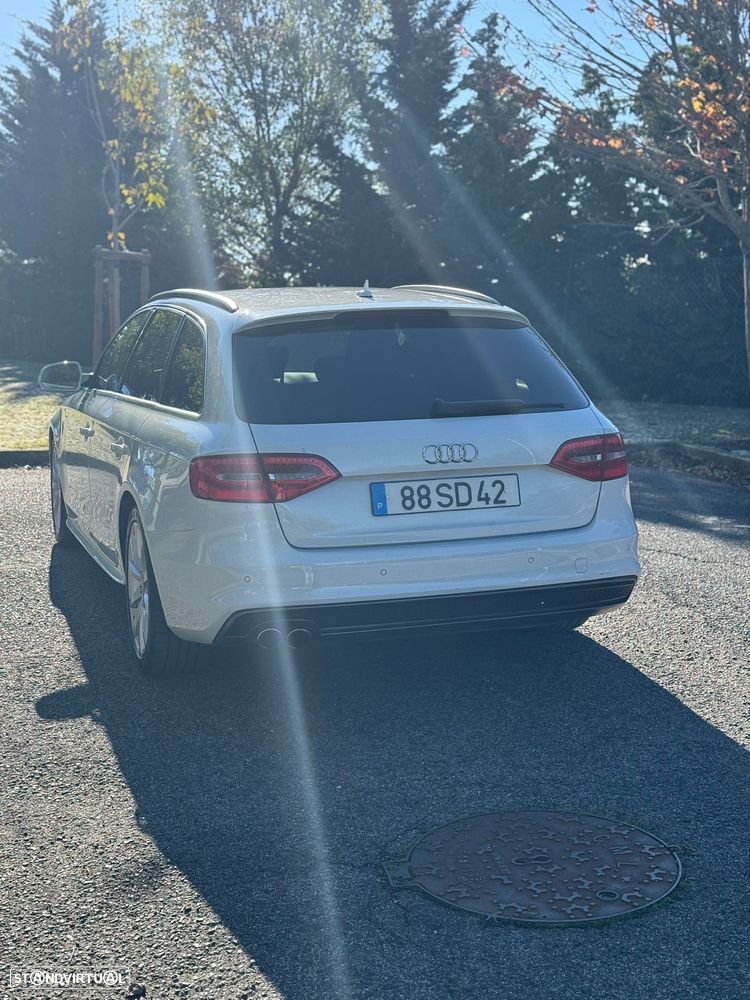 Audi A4 Avant 2.0 TDI S-line - 4