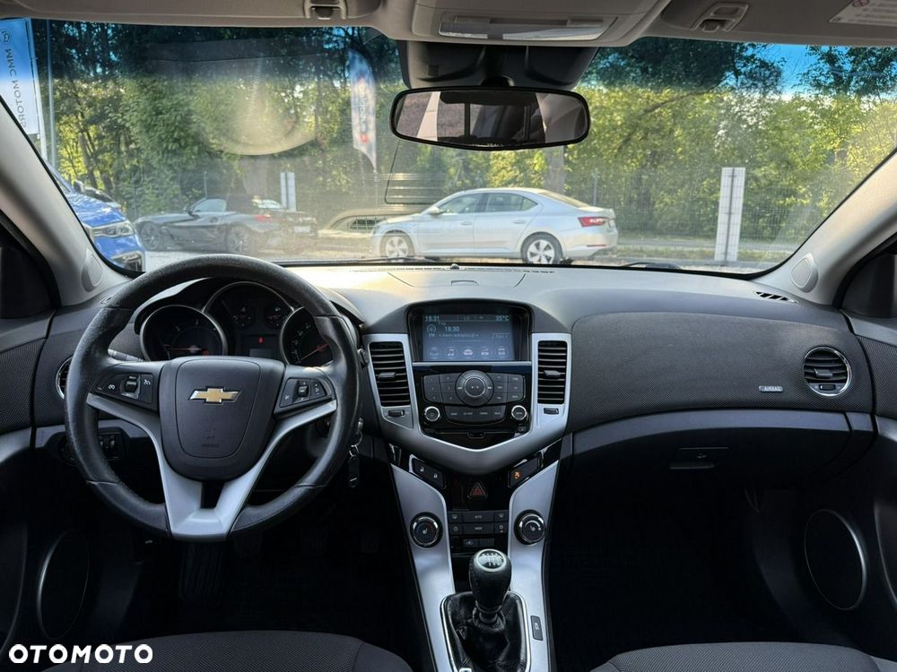 Chevrolet Cruze 2.0 D LT+ - 27