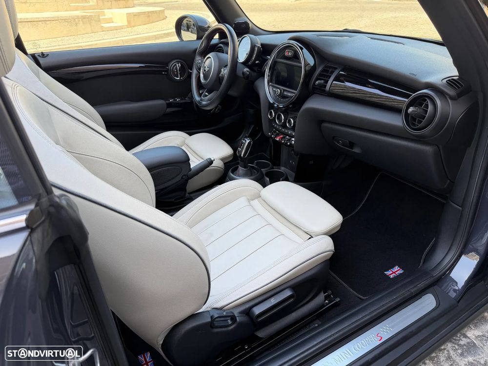 MINI Cabrio Cooper S Auto - 5