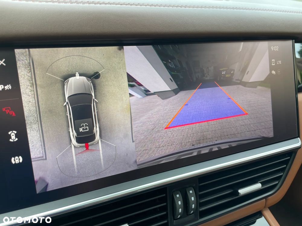 Porsche Cayenne S - 30