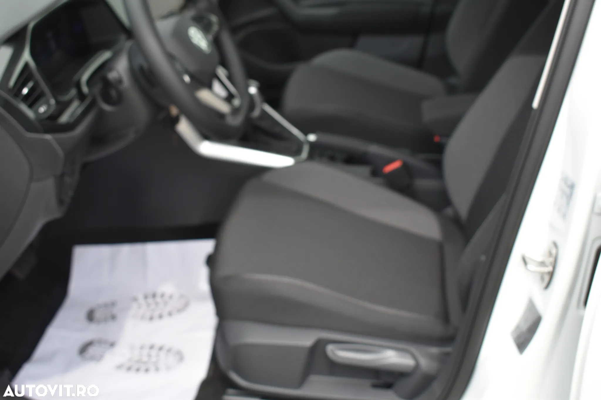 Volkswagen Polo 1.0 TSI DSG Life - 14