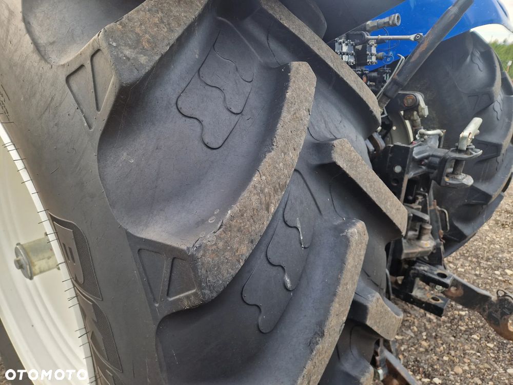 New Holland T7.270 AUTOCOMMAND - 25