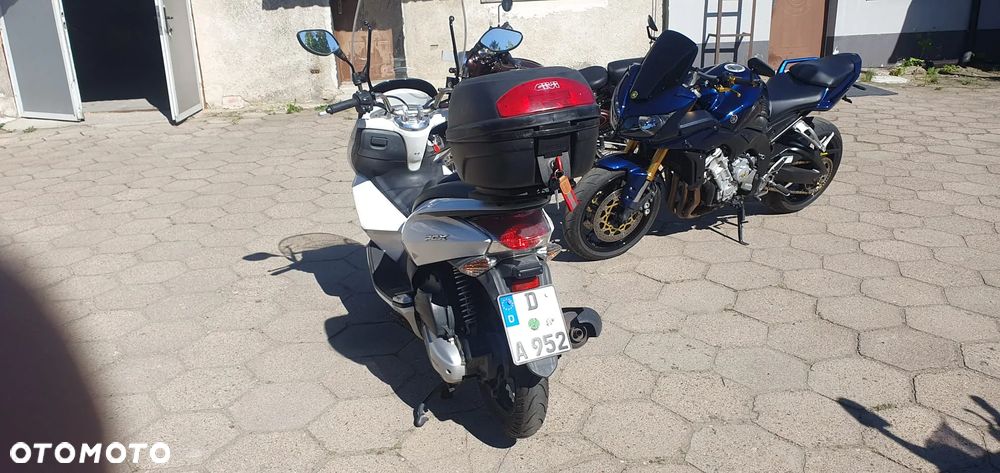 Honda PCX - 7