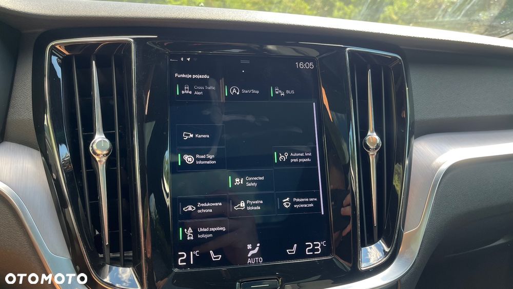 Volvo V60 D3 Momentum Pro - 20