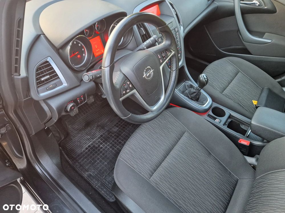 Opel Astra - 12