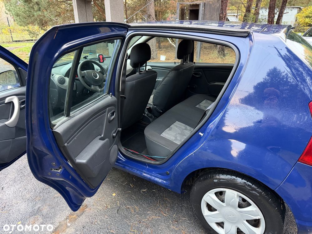 Dacia Sandero - 9