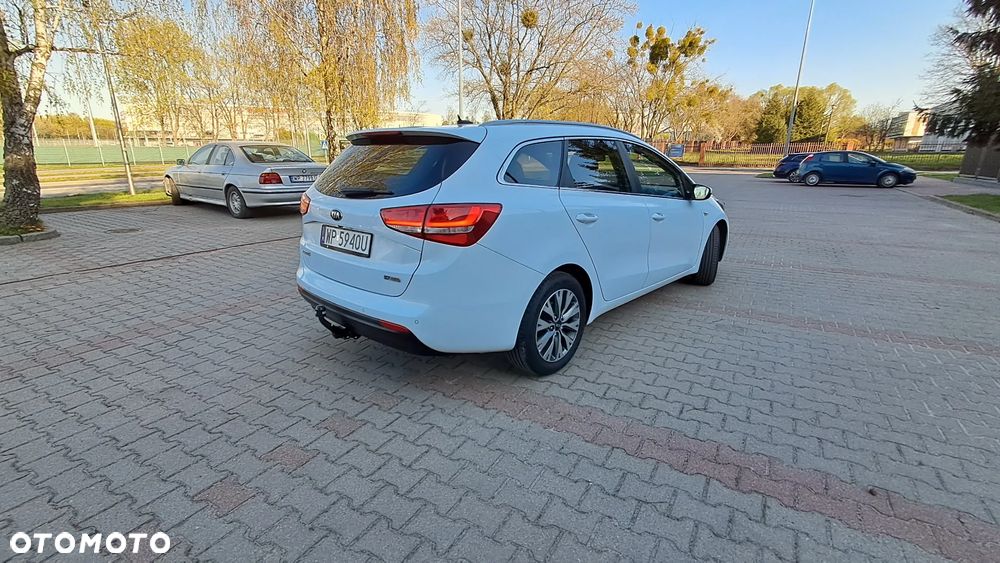 Kia Ceed 1.6 CRDi GT Line - 6