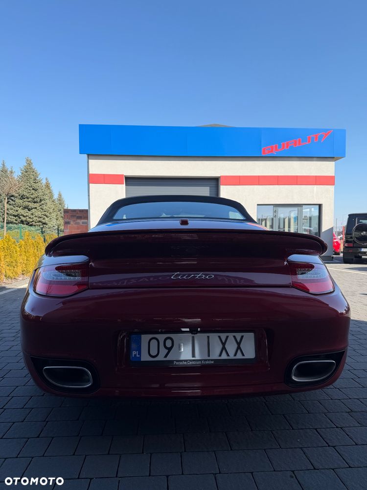 Porsche 911 - 22